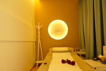 成都成华区日式指压的寂静美学：在按压中听见雪落的声音